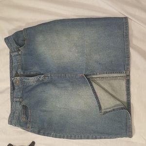 The Limited stretch Jean skirt size 6.
